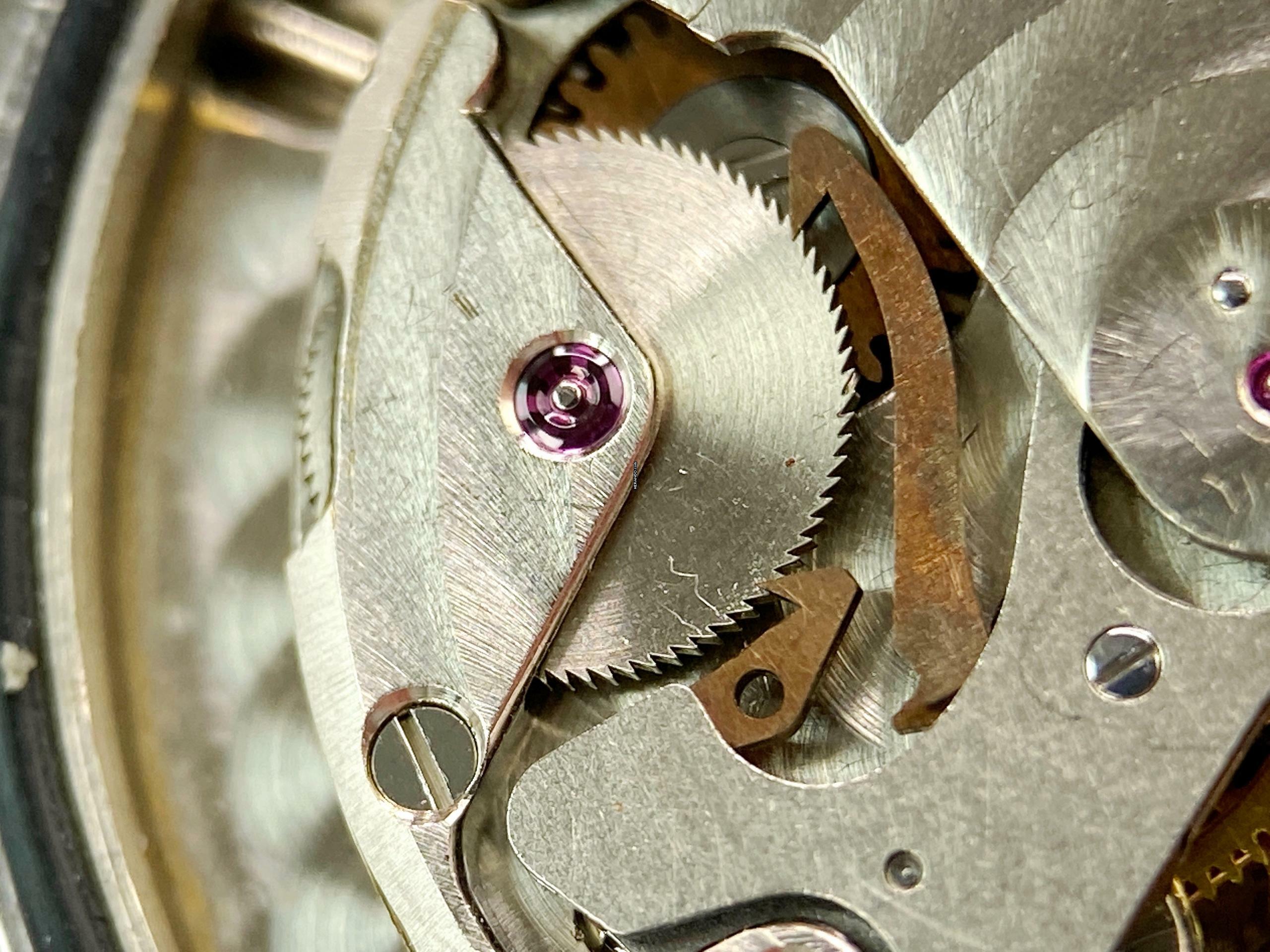 Thumbnail von IWC Serviced Beautiful Vintage Automatic Date 34mm Steel