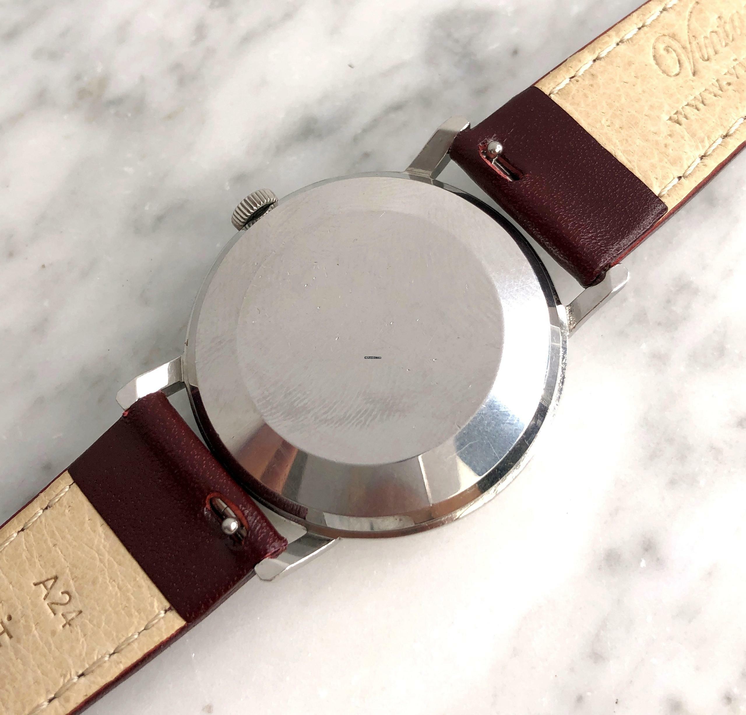 Thumbnail von IWC Serviced Beautiful Vintage Automatic Date 34mm Steel