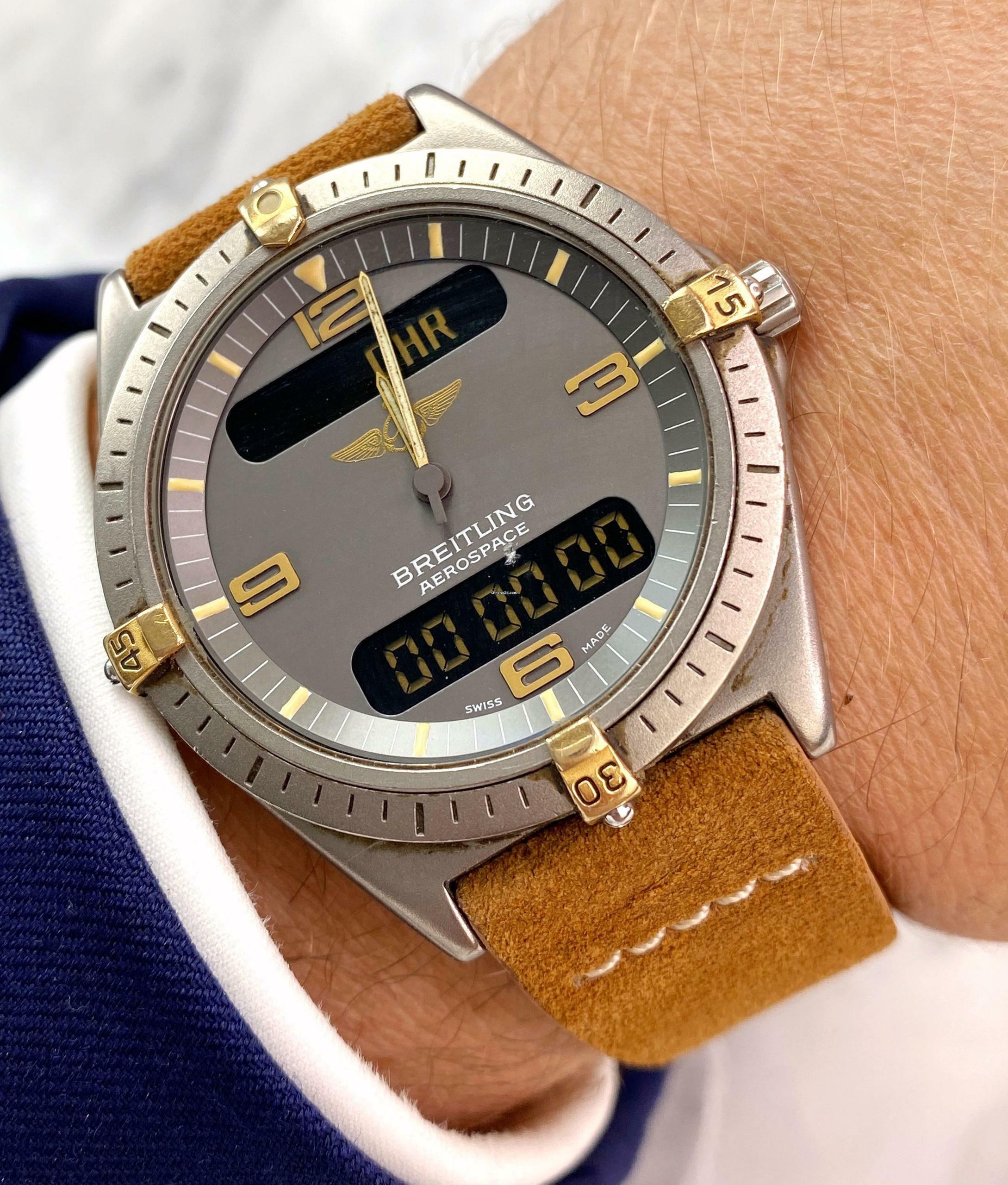  Breitling Aerospace Quarz Titan Ref F56061 F56061 