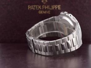 Thumbnail von Patek Philippe Nautilus 3710 Like New Full Set