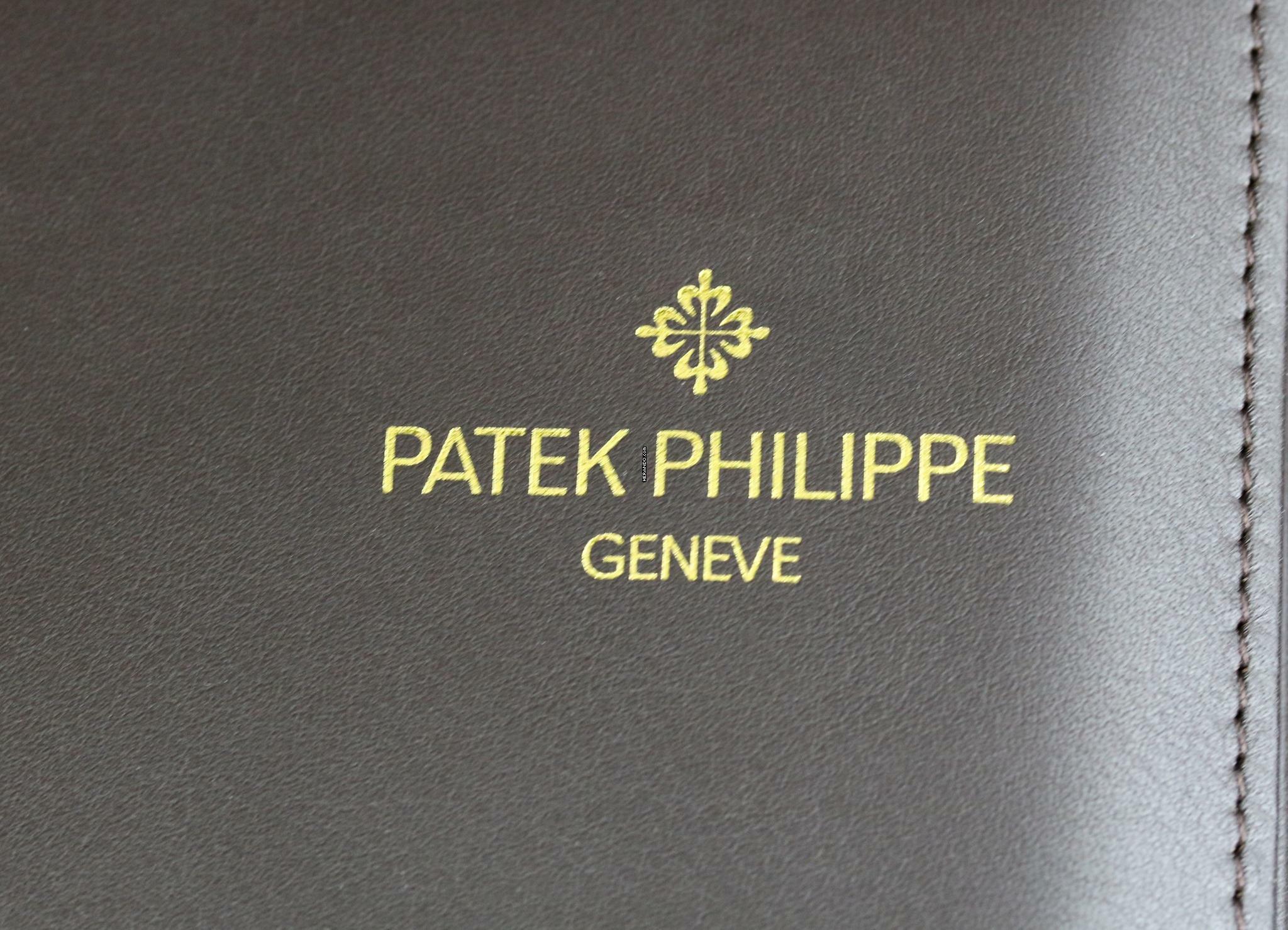 Thumbnail von Patek Philippe Nautilus Steel - Blue - like New - Fullset - 2011
