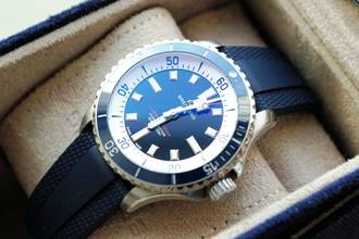 Thumbnail von Breitling Superocean 42 Automatic 42 NEW FULL SET