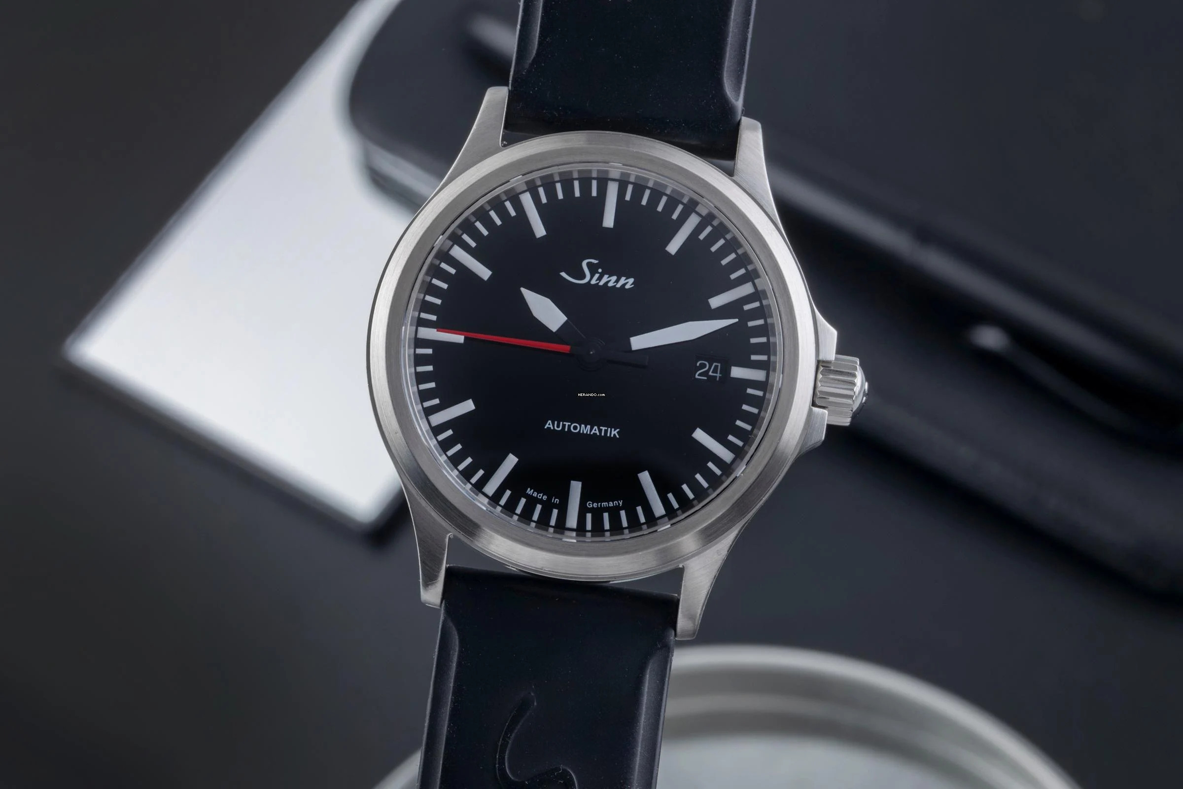  Sinn 556 I RS Edelstahl Automatik Herrenuhr Ref. 556.0106 B&P 2021 