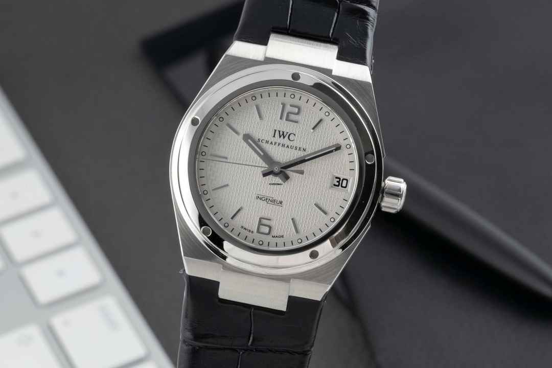  IWC Ingenieur Automatic Midsize Automatik Datum Edelstahl Herrenuhr Ref. IW451502 