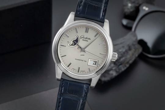  Glashütte Original Senator Panoramadatum Mondphase Panorama MoonPhase Automatik Herrenuhr Ref. 1-39-41-04-12-04 