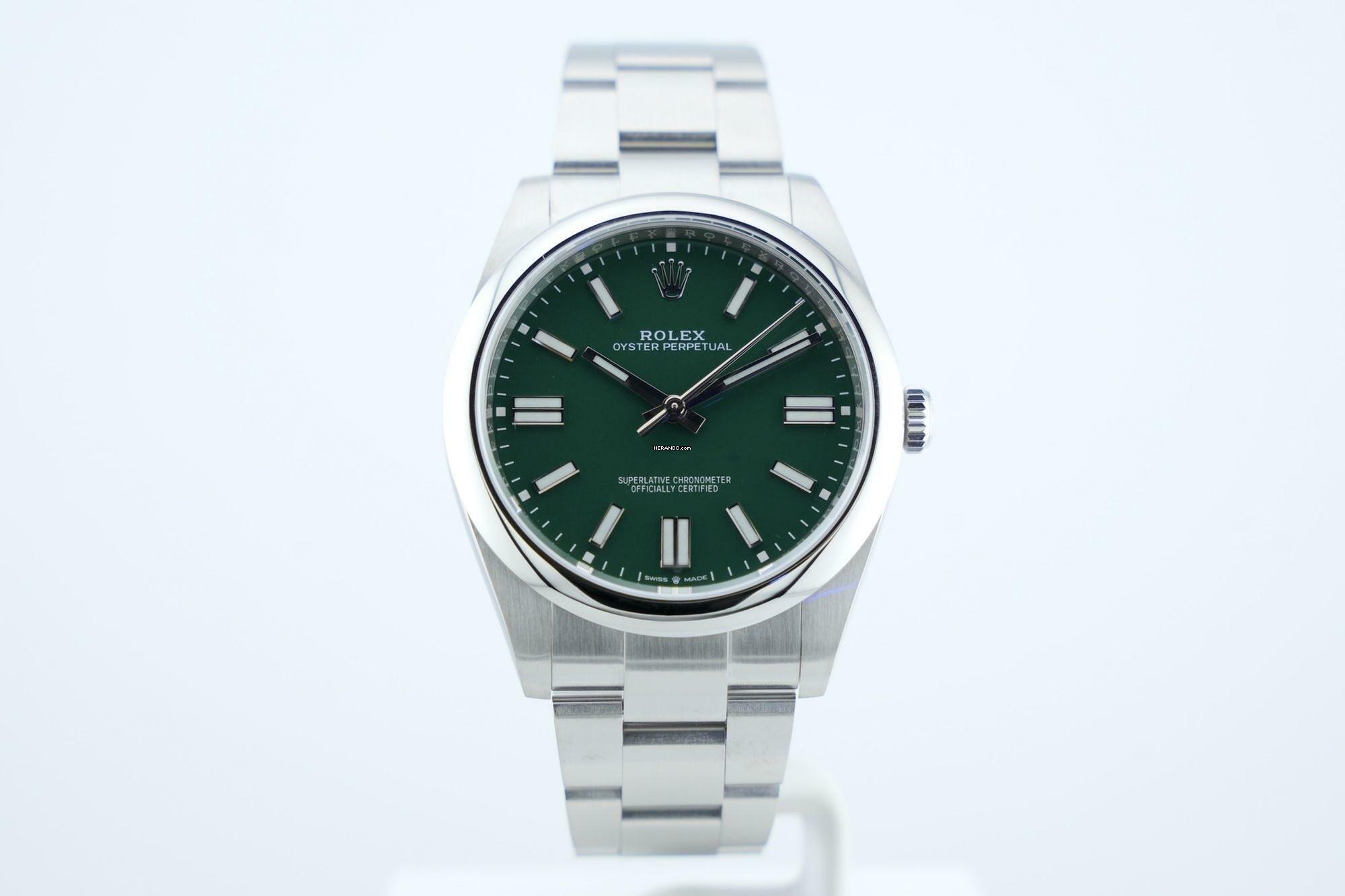  Rolex Oyster Perpetual 41 Green Dial - With Box And Papers - 124300 2022 