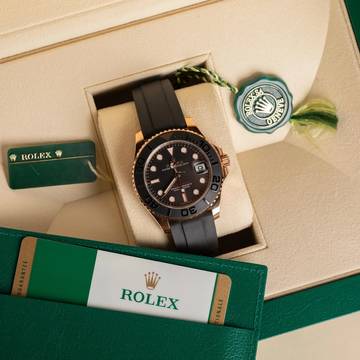  Rolex Yacht-Master 37 Full Set Mint Condition 