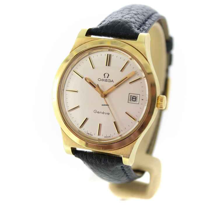  Omega Genève 136.0102 