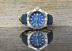 Thumbnail von Breitling Avenger Automatic 42 Blue / Faltschließe / Stahl - B&P 2023