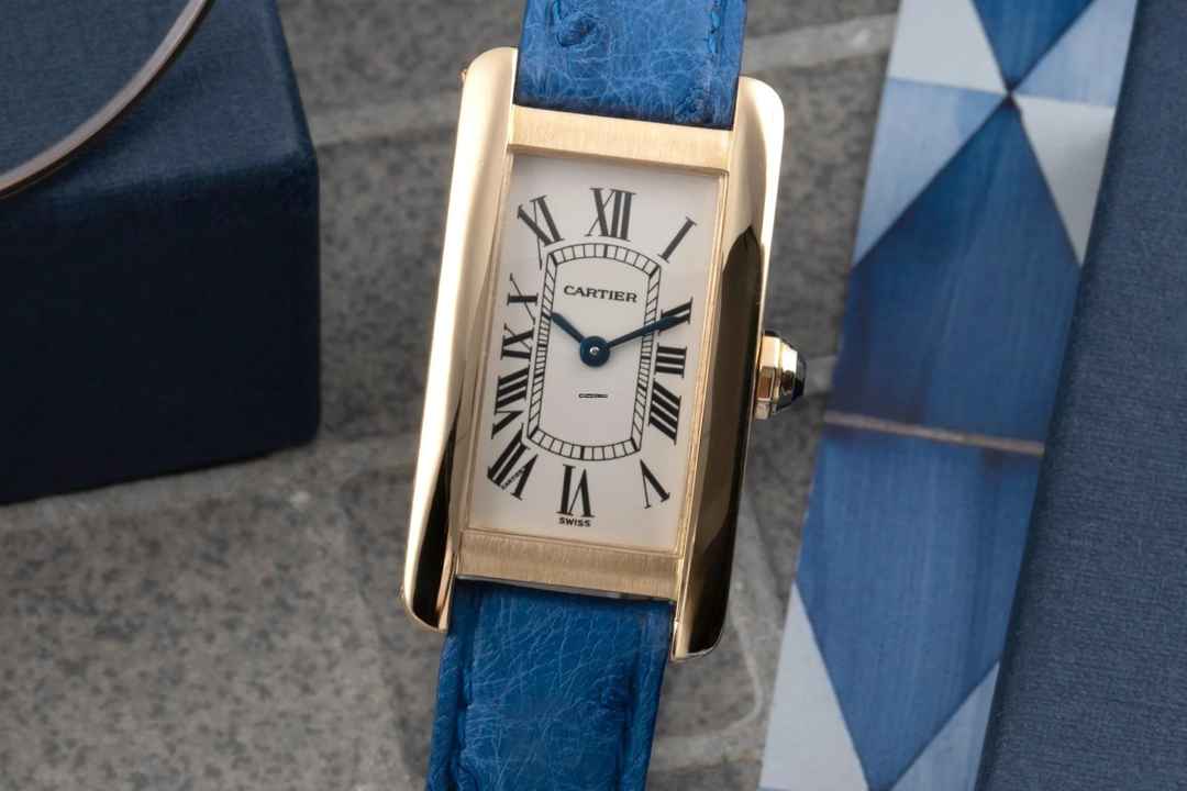  Cartier Tank Américaine SM 18k (0,750) Gold Quarz Damenuhr Ref. W2601556 