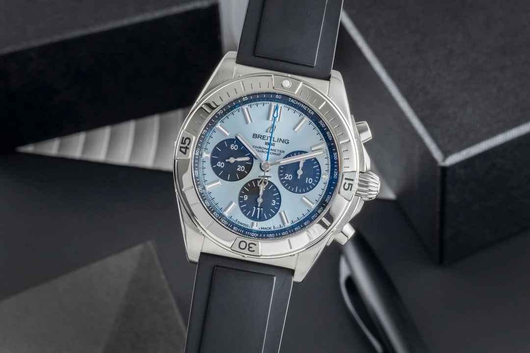  Breitling Chronomat Chronograph Stahl / Platin Ref. PB0134101C1S2 B&P 2022 