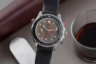 Thumbnail von Omega Seamaster Diver 300 M Chronograph Titan ETNZ Ref. 212.92.44.50.99.001 Box & Papiere