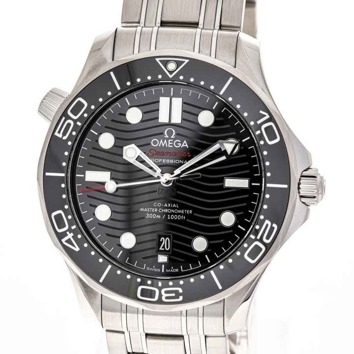 Omega Seamaster Diver 300 M Black 42 – 210.30.42.20.01.001 – NEW & Unworn – 2025 Full Set 