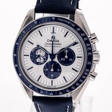 Thumbnail von Omega Speedmaster Professional Moonwatch 50th 'Silver Snoopy Award' – 310.32.42.50.02.001 – NEW & Unworn – 08/2025 Full