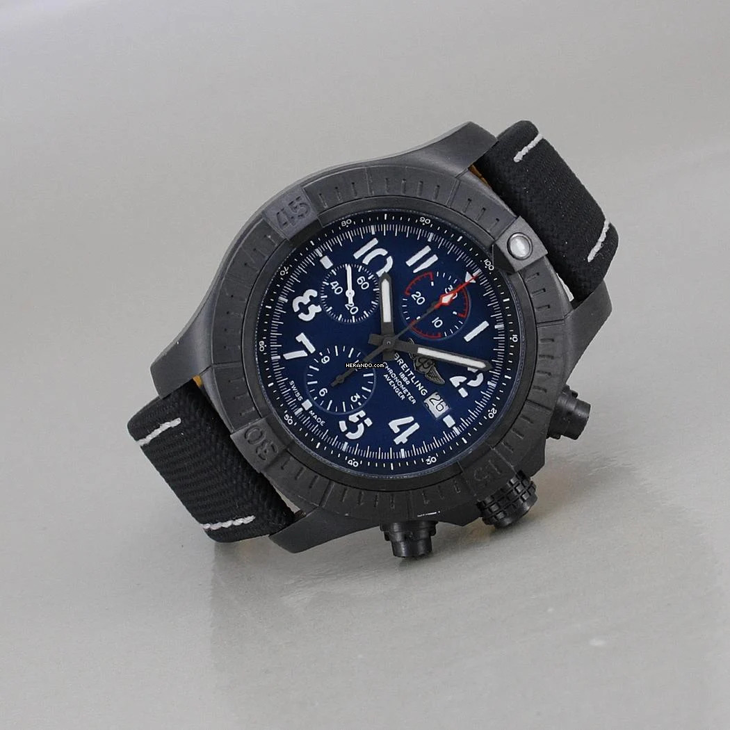  Breitling Super Avenger Chronograph 48 Night Mission Titan/DLC Automatik Chronometer Full Set 