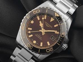 Thumbnail von Longines HydroConquest GMT Ref.L3.790.4.66.6 2025 Full Set Ungetragen