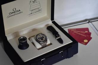 Thumbnail von Omega Speedmaster Professional Moonwatch Silver Snoopy Award 50th Anniversary 31032425002001
