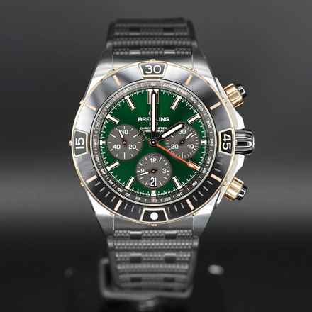  Breitling Chronomat 44 Green Dial FULLSET 