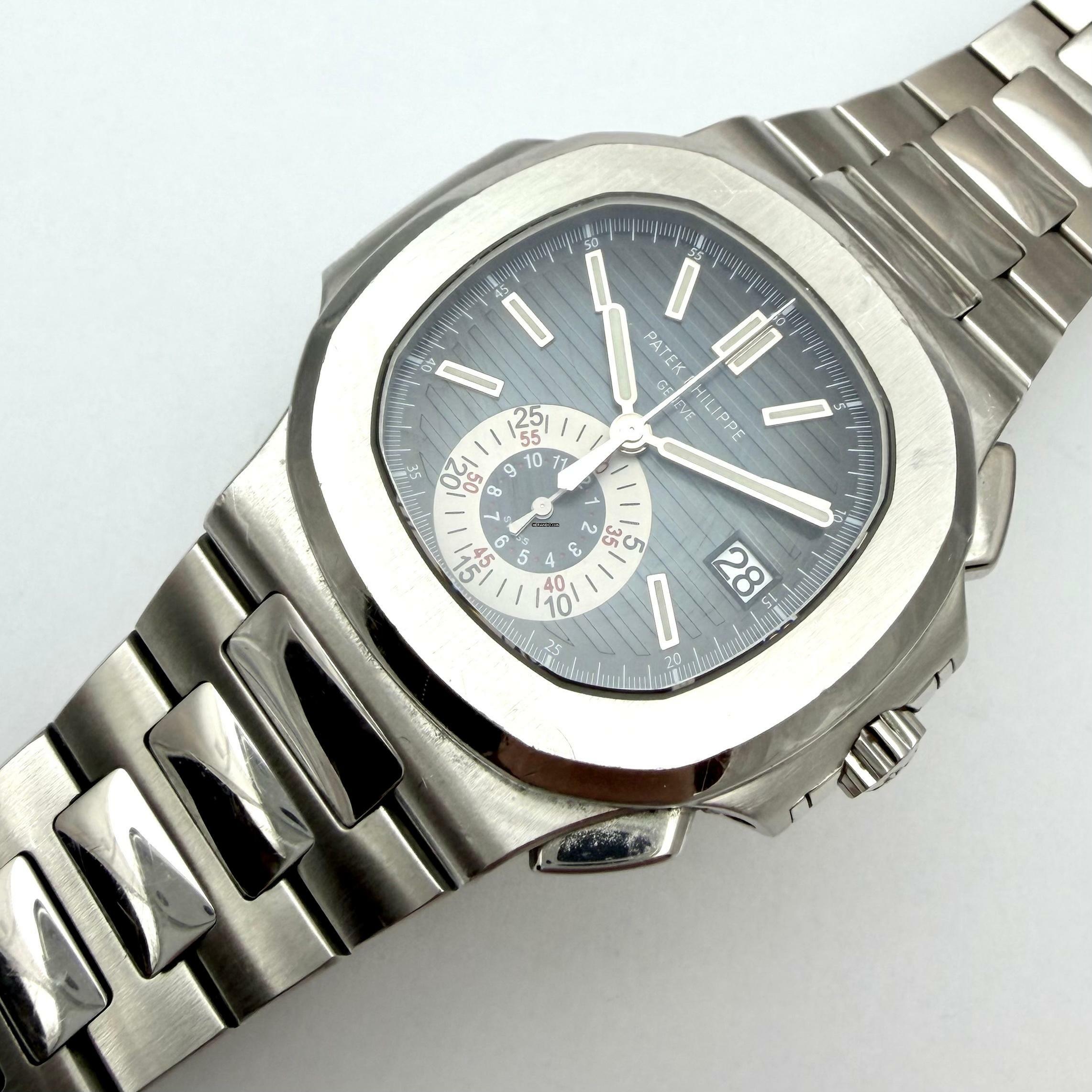 Thumbnail von Patek Philippe Nautilus Extract from the Archive 2007