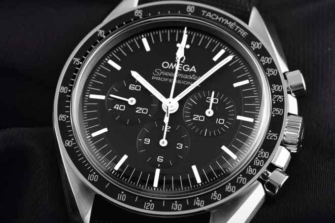  Omega Speedmaster Professional Moonwatch Ref.310.32.42.50.01.002 2025 Full Set Ungetragen 