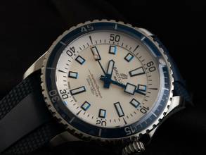 Thumbnail von Breitling Superocean Ref.A17375E71G1S1 2025 Full Set Ungetragen