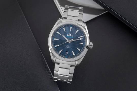  Omega Seamaster Aqua Terra Automatik Herrenuhr 220.10.41.21.03.001 B&P 2022 