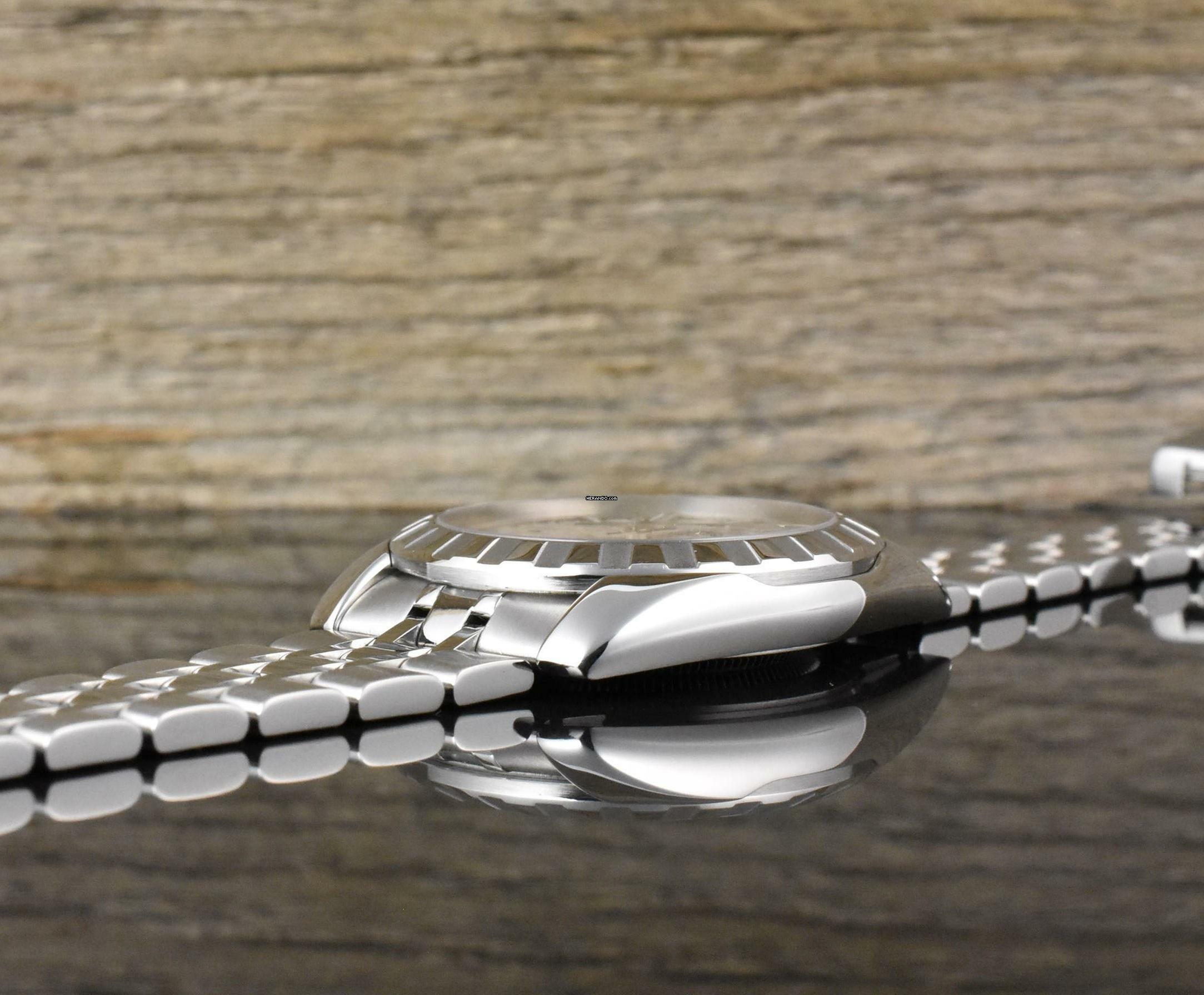 Thumbnail von Tudor Classic Date 21010 Automatic Silver Dial - Card 2010