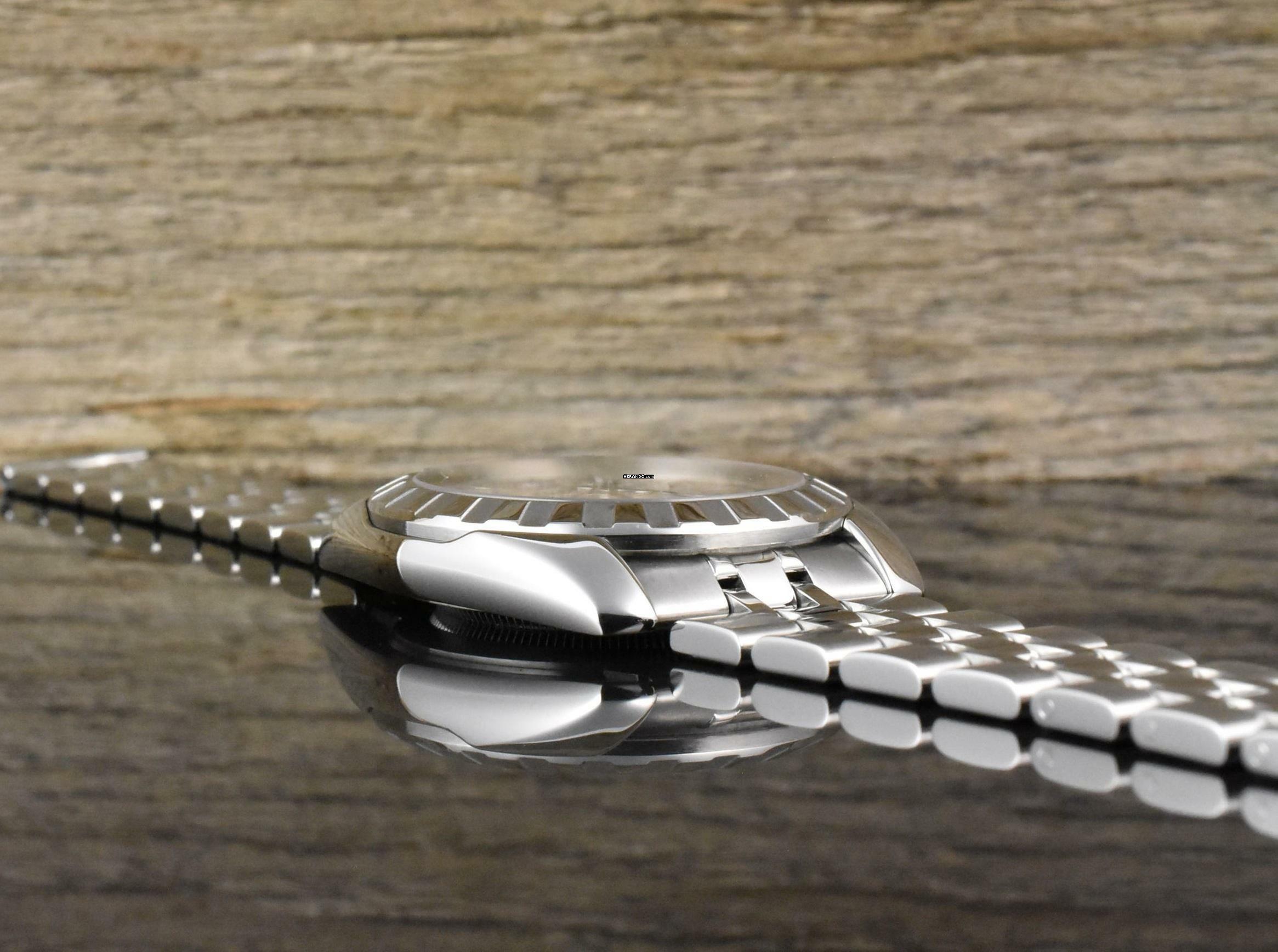 Thumbnail von Tudor Classic Date 21010 Automatic Silver Dial - Card 2010