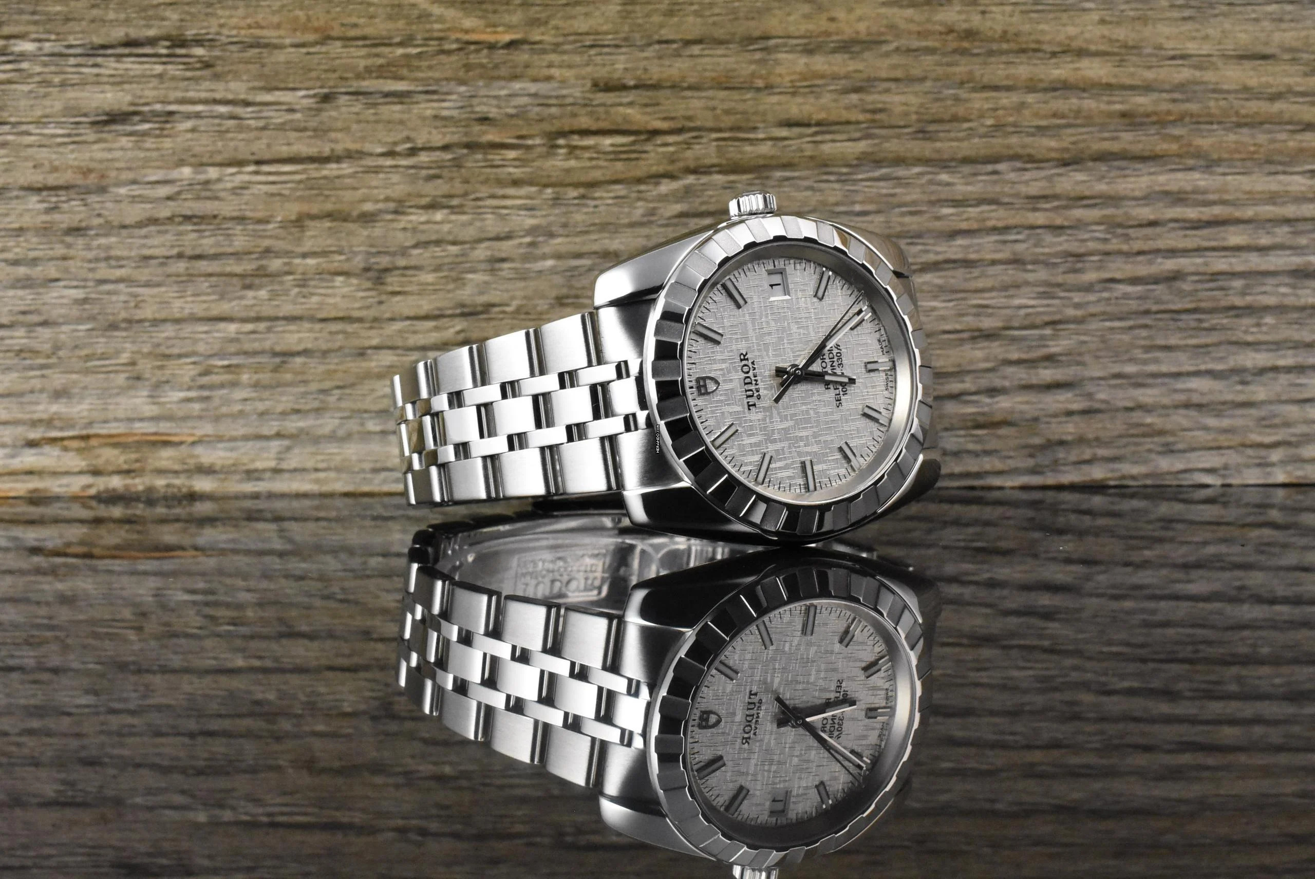 Thumbnail von Tudor Classic Date 21010 Automatic Silver Dial - Card 2010