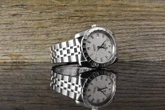 Thumbnail von Tudor Classic Date 21010 Automatic Silver Dial - Card 2010