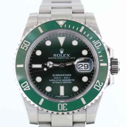  Rolex Submariner Date HULK//2015//REF. 116610LV//FULL SET//LC100 # 733 