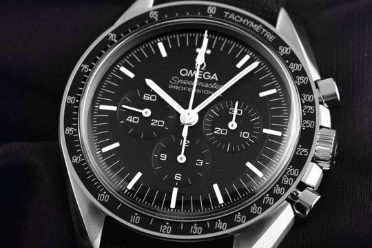  Omega Speedmaster Professional Moonwatch Ref.310.32.42.50.01.001 2025 Full Set Ungetragen 