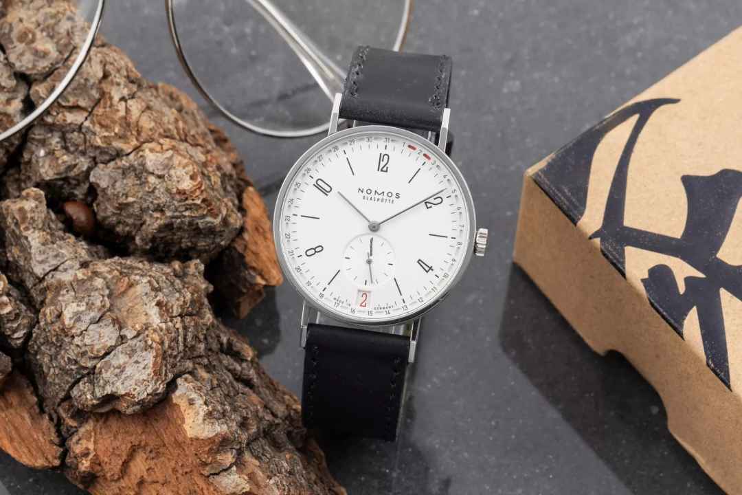  NOMOS Tangente 2 Date Stahl Handaufzug Herrenuhr Ref. 135 Box & Papiere 2025 