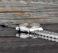 Thumbnail von Omega Genève Dynamic Automatic Black Tritium 5200.50 Vintage Military