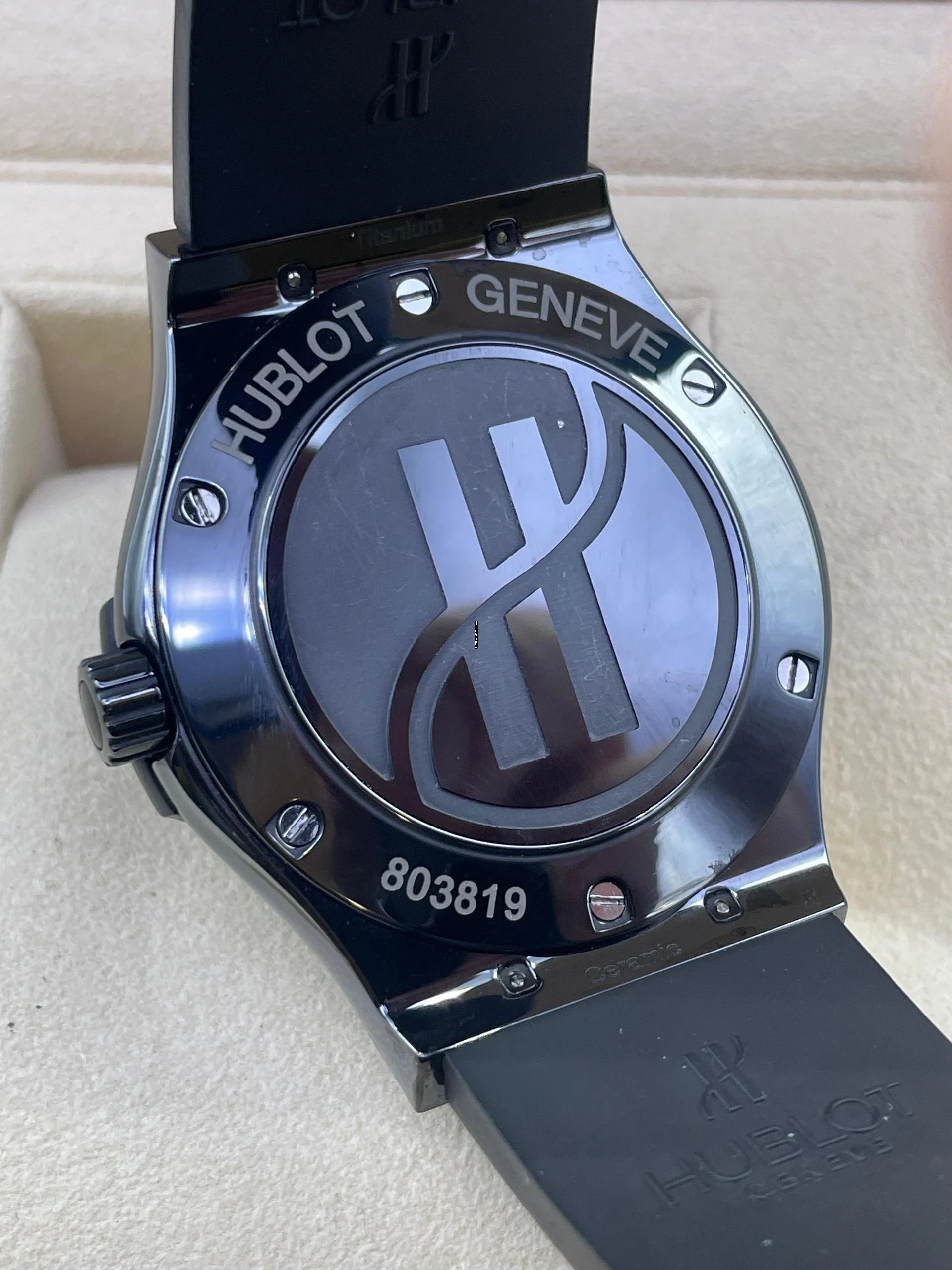 Thumbnail von Hublot Classic Fusion Black 45mm Automatic with Box&Papers