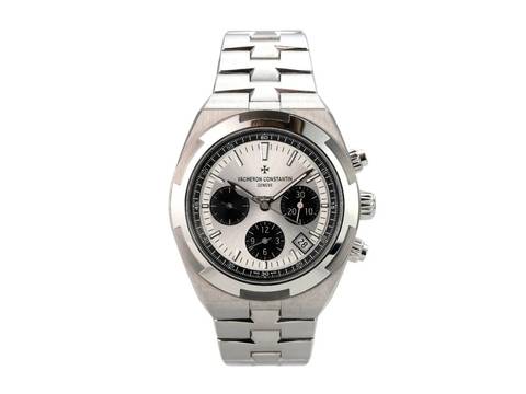  Vacheron Constantin Overseas Chronograph Ref. 5520V/210A-B686 