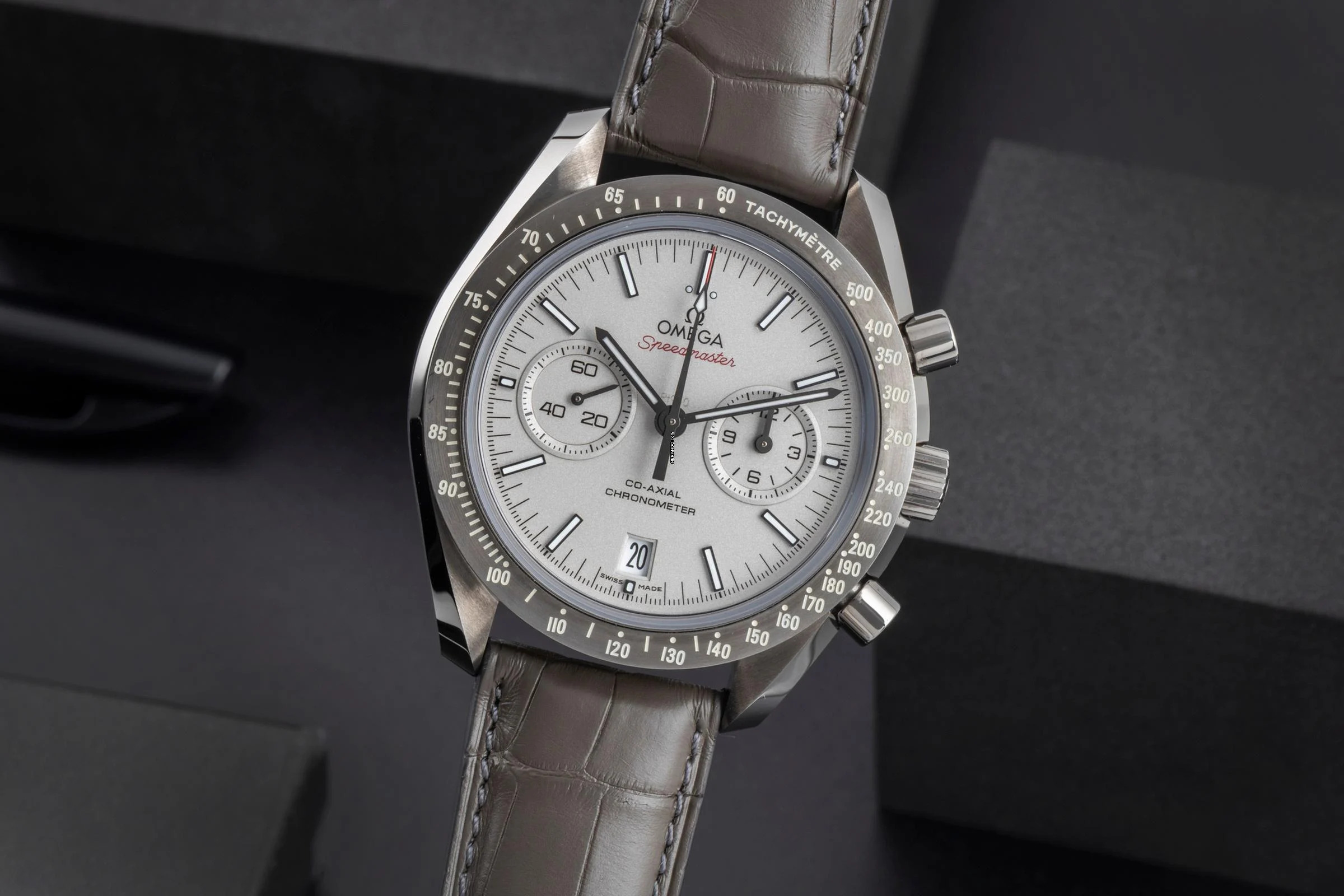  Omega Speedmaster Chronograph Keramik Automatik Herrenuhr 311.93.44.51.99.001 