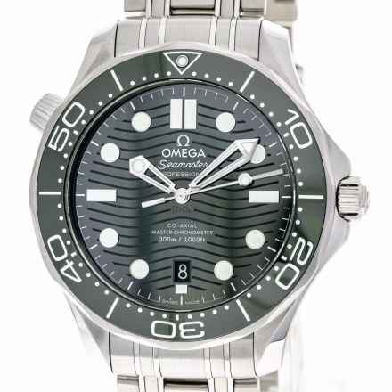  Omega Seamaster Diver 300 M 42 Green – 210.30.42.20.10.001 – NEW & Unworn – 12/2025 Full Set 