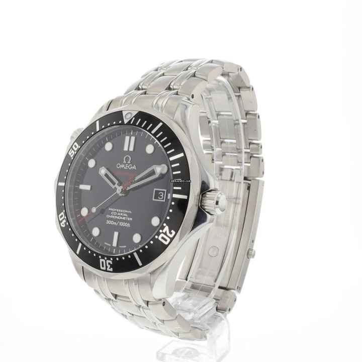  Omega Seamaster Diver 300 M 007 James Bond Black Limited Edition 
