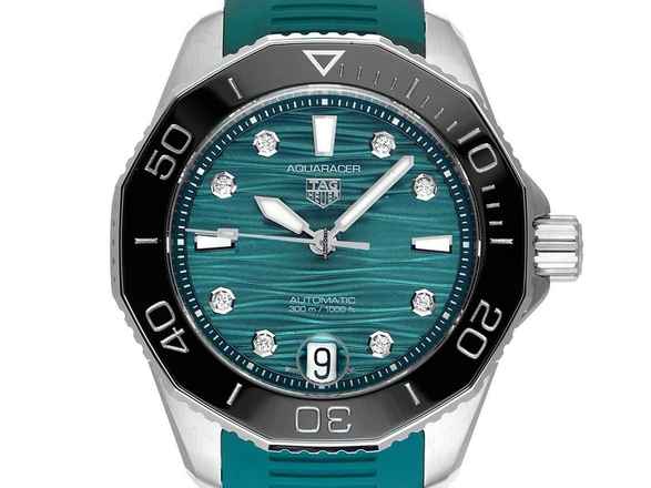  TAG Heuer Aquaracer 300M Professional 300 Date Ref.WBP231G.FT6226 2025 Full Set Ungetragen 