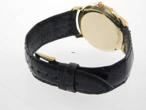 Thumbnail von Jaeger-LeCoultre Odysseus 18 Karat Gelbgold Odysseus Vollkalender Automatik Brunai Wappen Porzellan Zifferblatt Brunei Darussalam Wappen Vollkalender