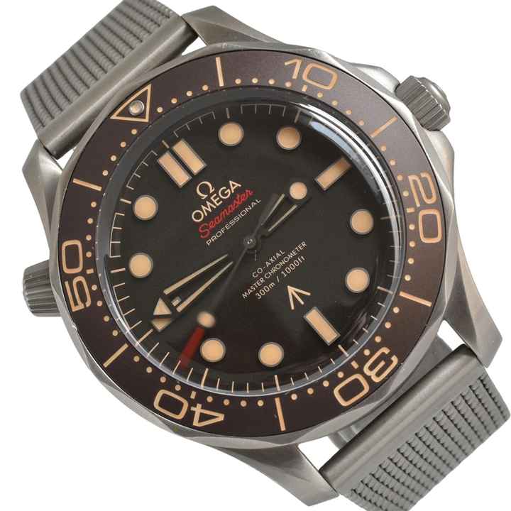  Omega Seamaster Diver 300 M 007 James Bond No time to die Titanium Full Set TOP Condition 