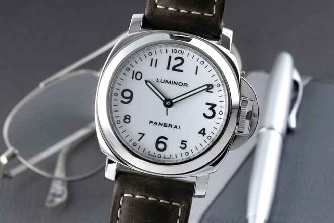  Panerai Luminor Base Handaufzug Herrenuhr Edelstahl Ref. PAM00010 