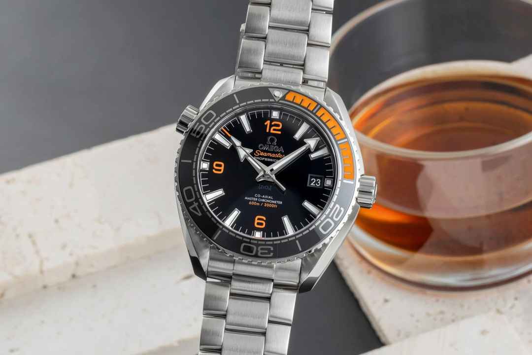  Omega Seamaster Planet Ocean Stahl Automatik Herrenuhr Ref. 215.30.44.21.01.002 B&P 2022 