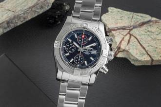 Thumbnail von Breitling Avenger II 43 Chronograph Automatik Stahl Ref. A13381111B1A1 B&P 2020