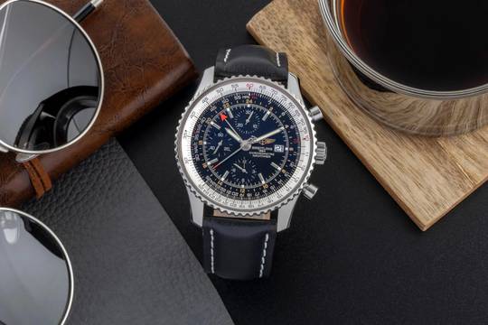  Breitling Navitimer World GMT Chronograph Automatik Ref. A24322 Klassiker B&P 