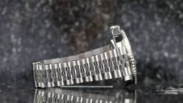  Rolex GMT-Master II Jubilee Pepsi - like New - Fullset - 02/2023 