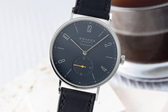  NOMOS Tangente Neomatik 39 Nachtblau Ref.142 Box 