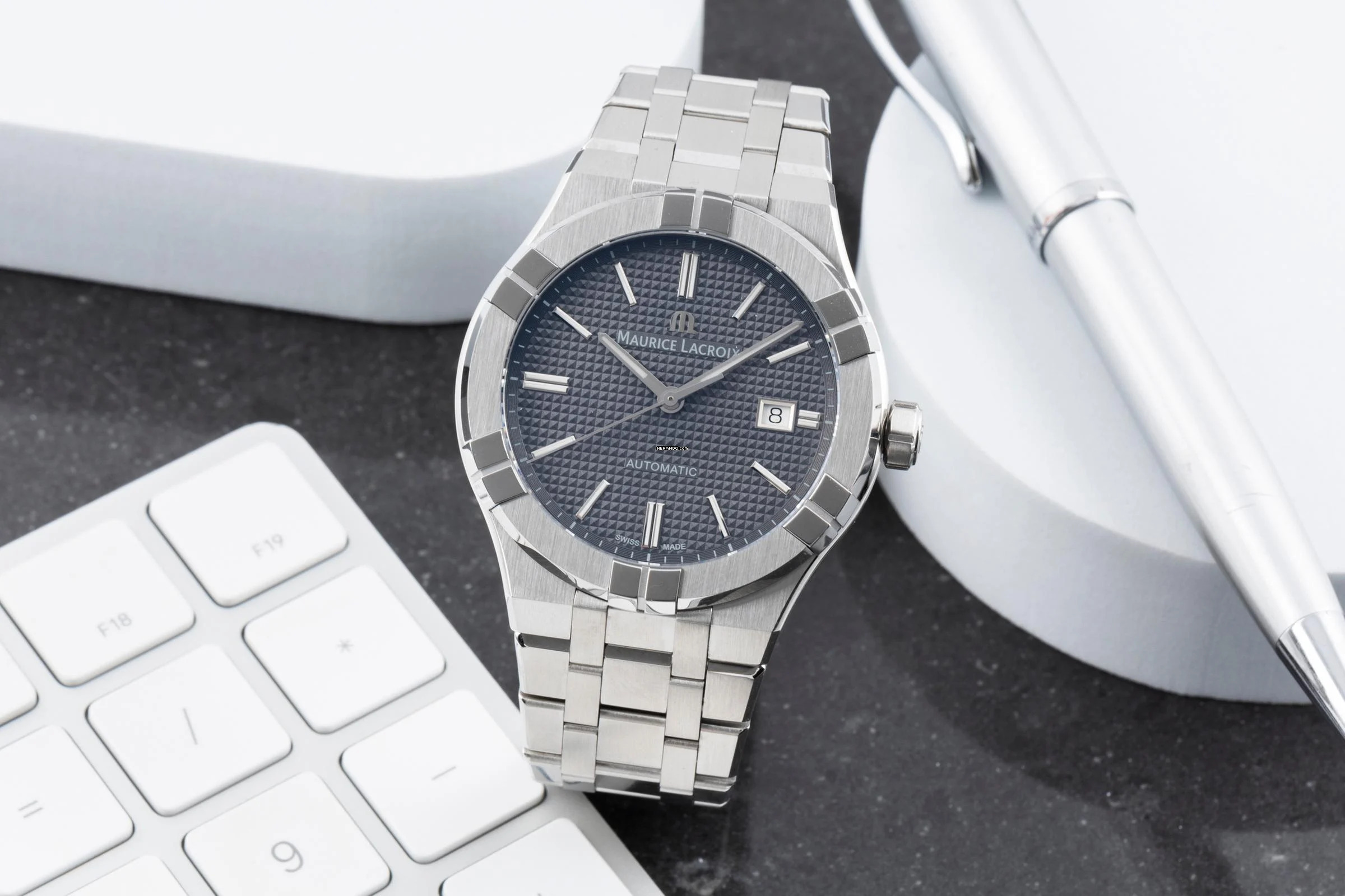 Thumbnail von Maurice Lacroix AIKON Stahl Automatik Ref. AI6008-SS009-230-Q B&P 2025