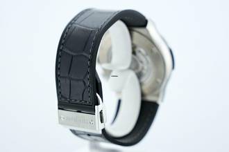 Thumbnail von Hublot Classic Fusion Racing Grey 45mm Chronograph All Grey - With Box And Papers - 521.NX.7071.LR 2019